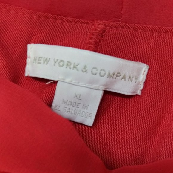 🔥New York and Co Red Top Size XL - Picture 3 of 3
